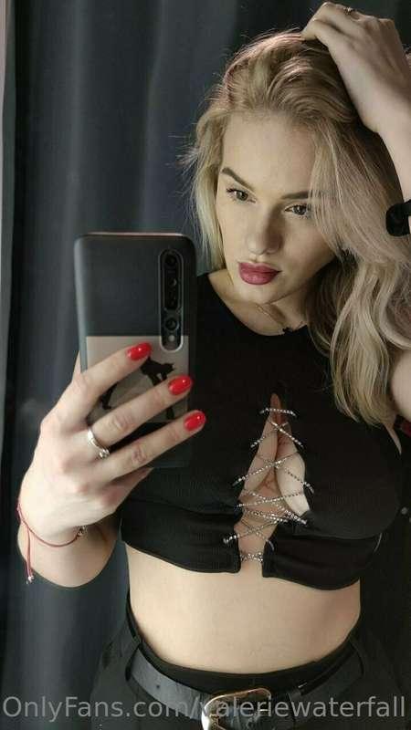 Want to be my boyfriend? 💏