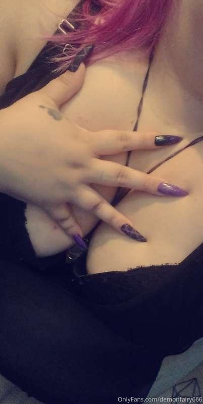 New cat nails sharp enough to make you bleed