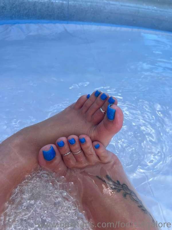 footsiegalore image #16