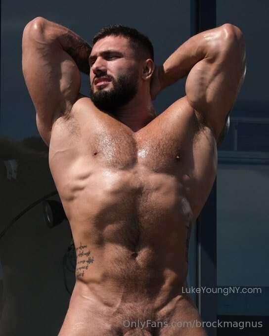 Check out these biceps! 🔥 Who else is out there nailing thei..