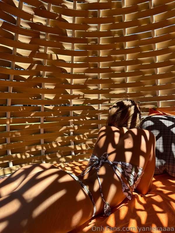 I need someone to come keep me company in here and maybe do ..