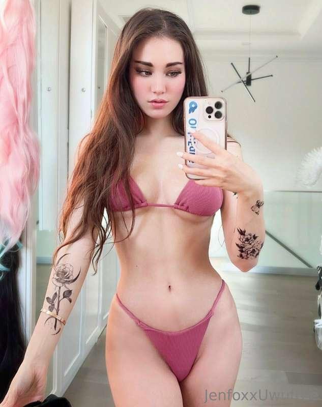 rate me 1-10? 😏
