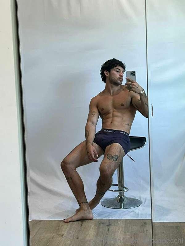 📸
