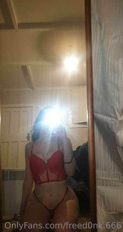 50% off for the first 20 subs. Cum and have some fun https:/..