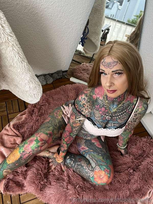 Hello darling, if you love it colorful and crazy and you don..