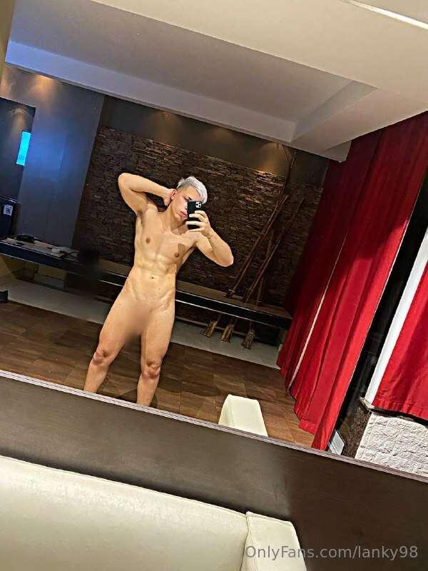 💣#FREE #FREE #FREE💣

HELLO BABY, I'm @SANTIHOTT32 🍆

🥵🔥free ..
