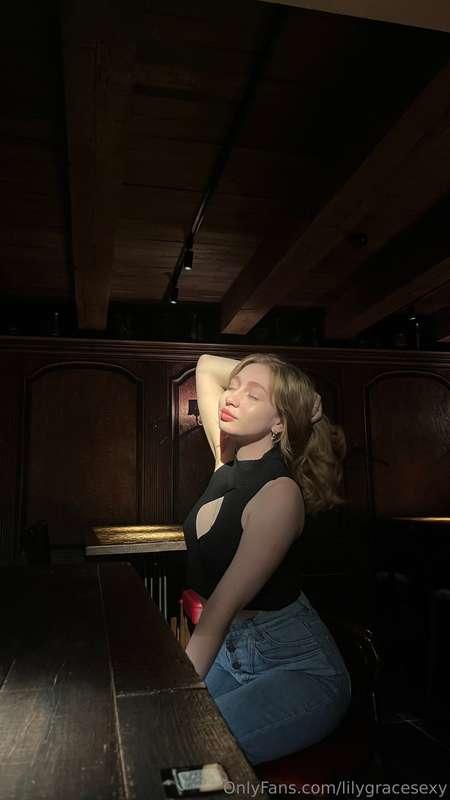 I'm so cute in these photos, what do you think?😋