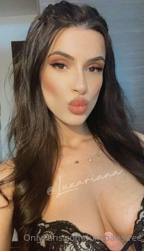 ✨ @luxariana ✨✨ @luxariana ✨
🥵 𝕀'𝕞 𝕤𝕠 𝕓𝕠𝕣𝕖𝕕 𝕤𝕚𝕥𝕥𝕚𝕟𝕘 𝕙𝕖𝕣𝕖 𝕒𝕝𝕠..