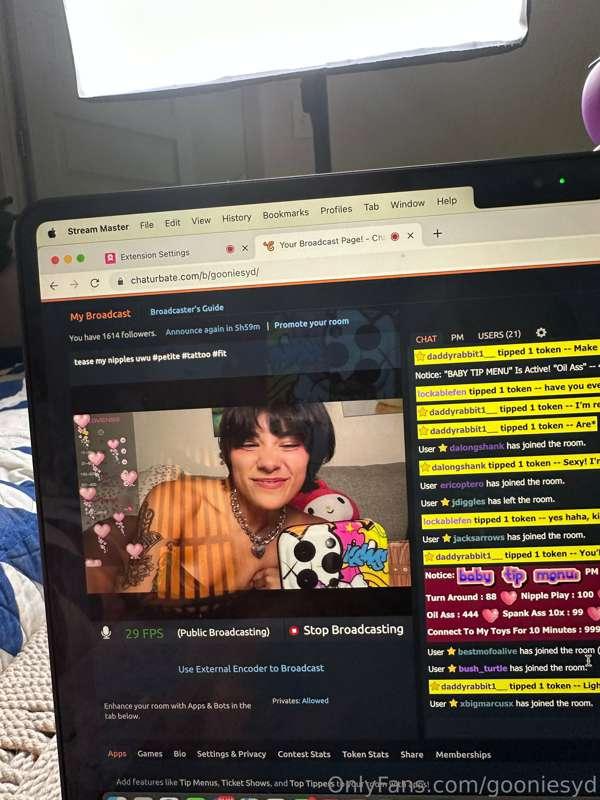 play with meeeee
