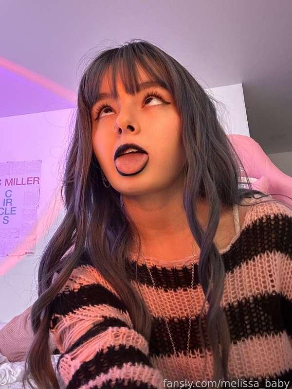 ~ cum on this tongue 👅

#ahegao #amateur #selfie #face #18 #makeup #bluehair #young #petite #loli #teasing #alt #egirl #emo