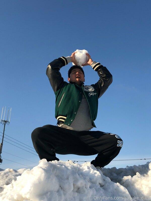 来週、数年ぶりに北海道の家に帰省するんだけど
リアルタイムで様子をオンリーファンズのストーリーに投稿するね?一緒に旅行す..