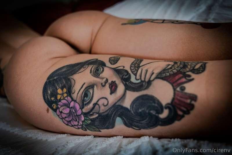 Close-up of my leg tattoo. ✨