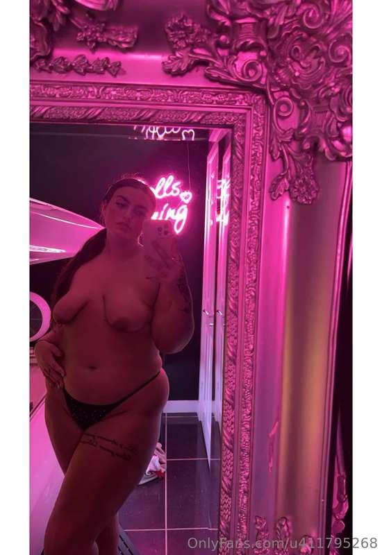 You’re favourite brunette geordie slut🐆🍒The link your all af..