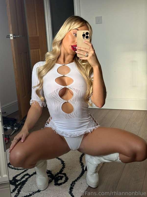 rhiannonblue image #1