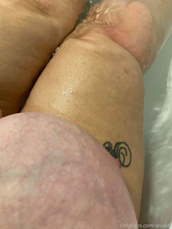 shower 🚿 time