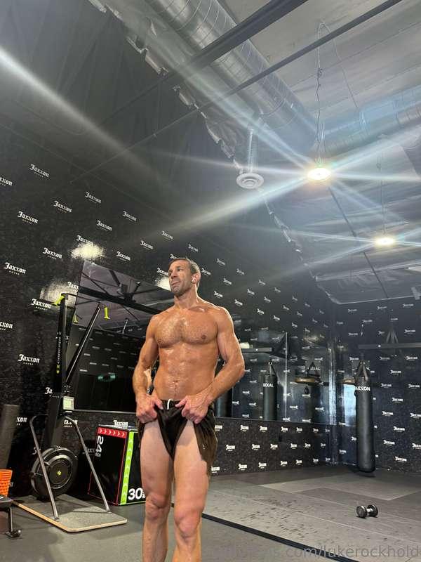 Hump day for some, leg day for me.