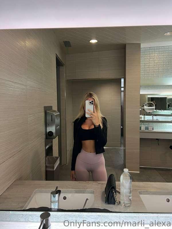 🏋️‍♀️💘