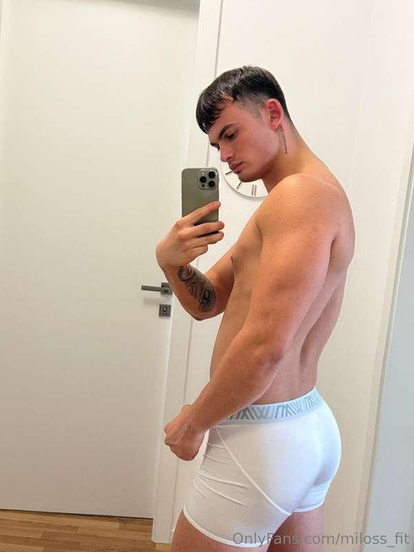 Mirror, mirror on the wall… whose ass is the naughtiest of t..