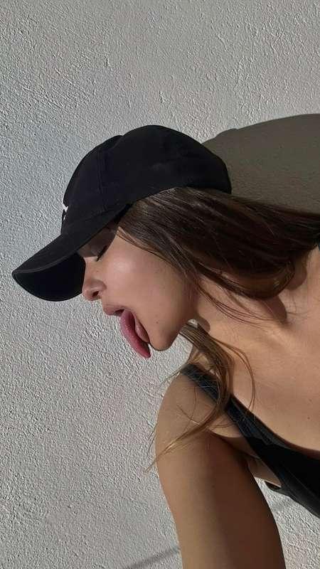 My tongue is very long and naughty 😈😏👅