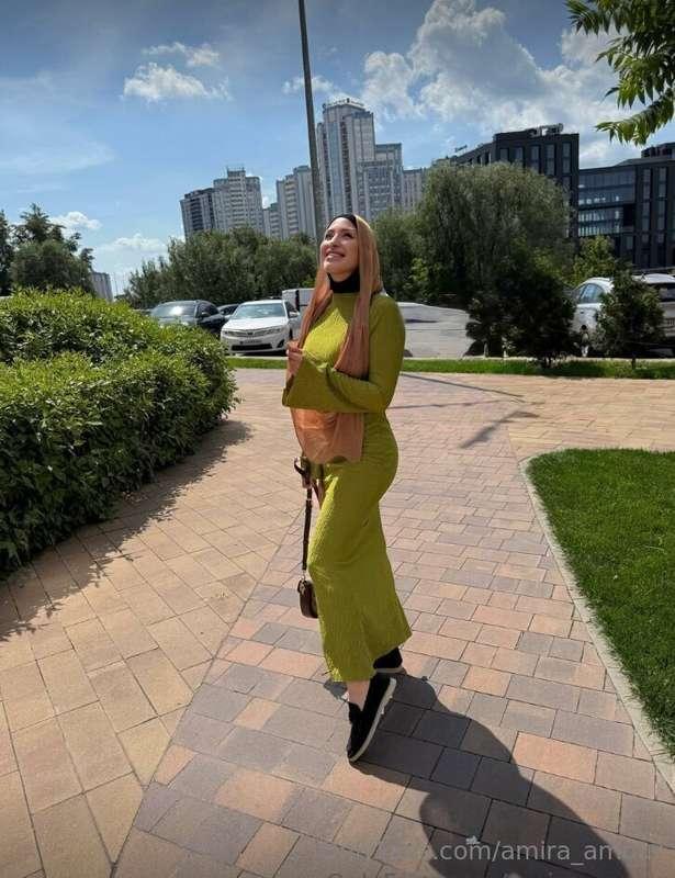 🌞 A real smile can’t be faked, and a fake one can’t hide eve..