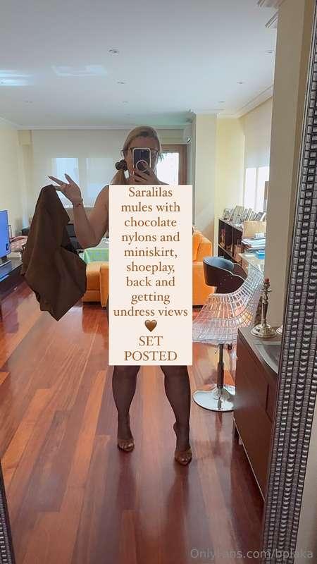 Saralilas mules with chocolate nylons and miniskirt, shoepla..