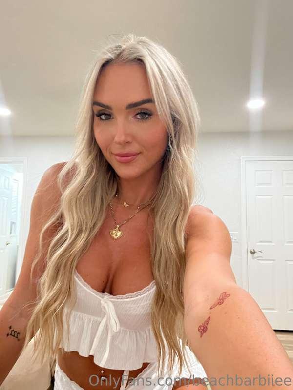 Hey there :) Ready to spend the weekend together?