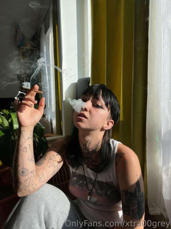 taking it off 😶‍🌫️ (sending the rest of the pics to those wh..