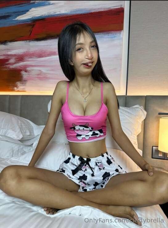 am I your favorite little cowgirl? 🐮