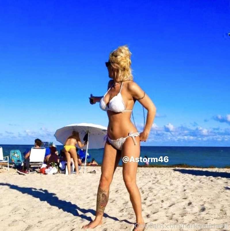 Harley’s Mom has got it going on 💥💥💥💥 https://onlyfans.com/a..