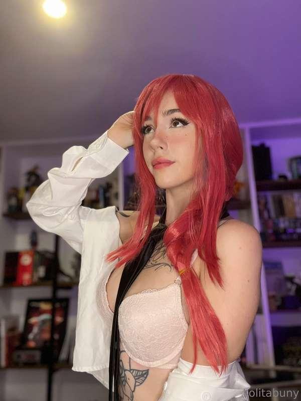 Cosplay de makima en proceso …. 😎  Me falta arreglar la pelu..