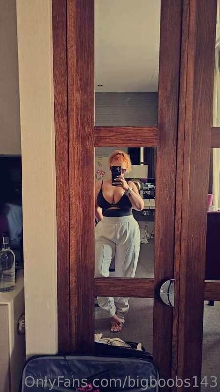 Hope your day's going amazing 👏 tip $10 if you like my outfi..