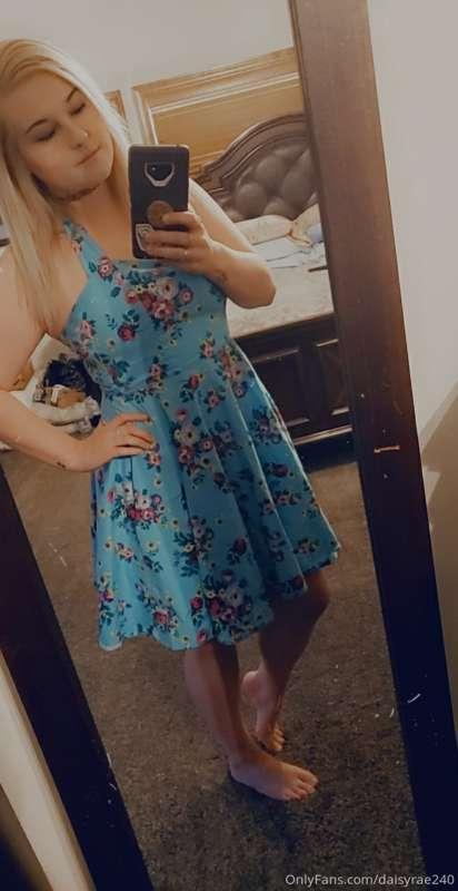 I need to find more dresses like this because I love this on..