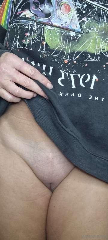 Sneaky peeks are the best 😋