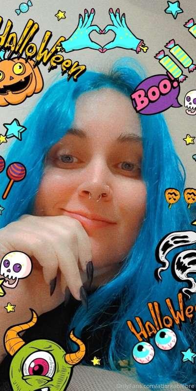 Went back to blue for a Halloween costume party lol
