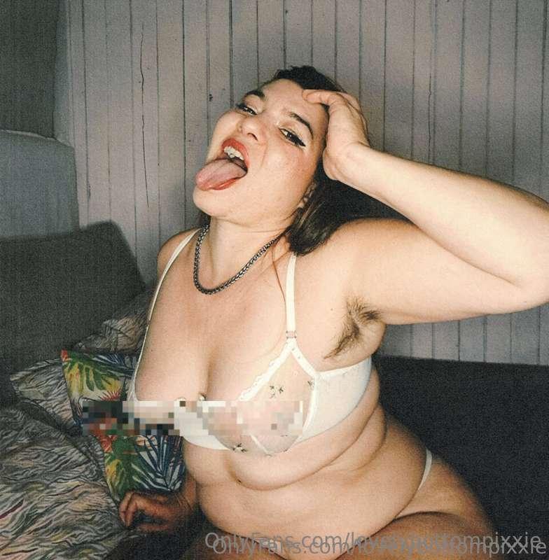 Where should I lick you, honey? 