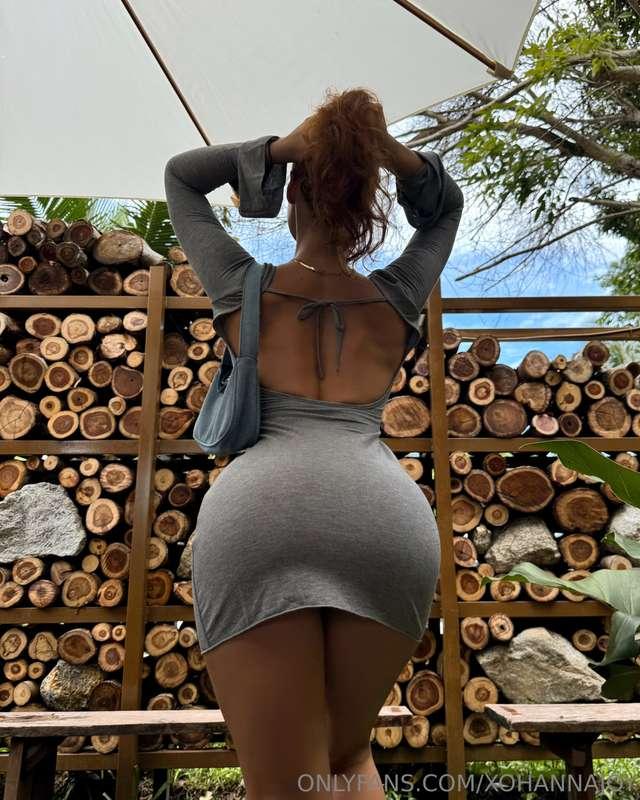 How do you like this view from behind?😍