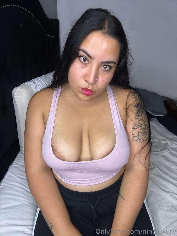 👀