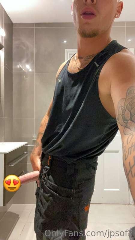 Message me now and have fun with me 😈