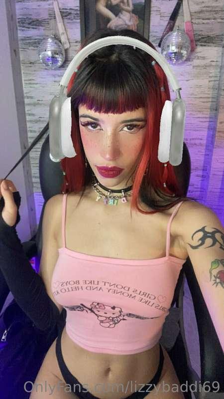 🕸🖤