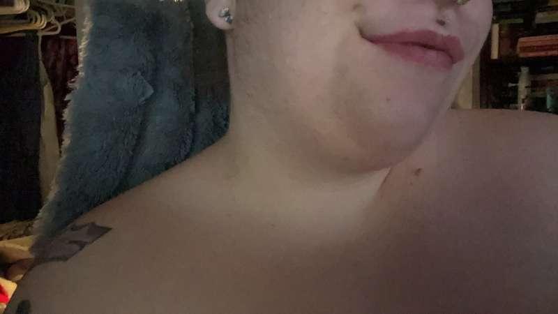 There’s something I’m really wanting 🤞 donate $50 or more an..