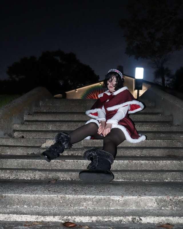 come up the stairs with me.. ❤️
