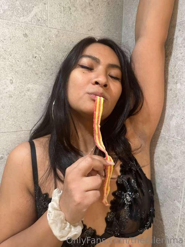 🎶 I want candy🎵