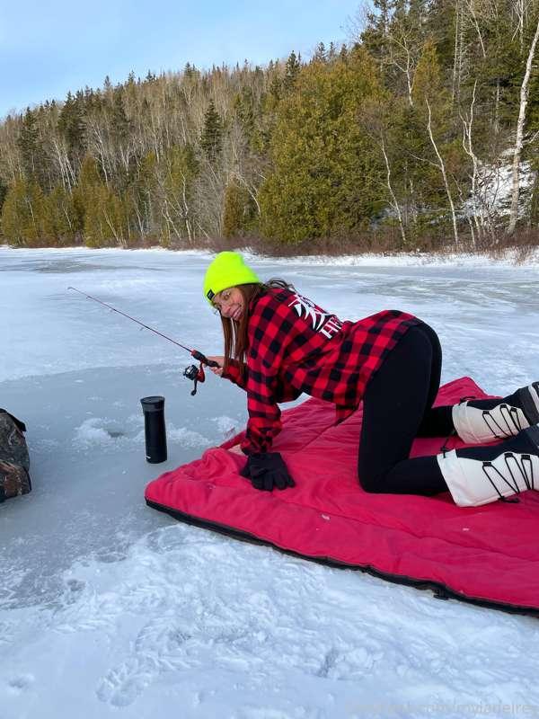 Let’s start 2022 with some *spicy* ice fishing 🎣

*disclaime..