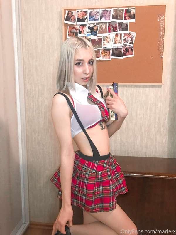 I´m sure I´m your favourite teacher🥰