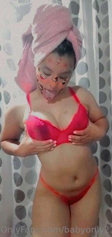 Help me... To wet my tits with your milk 🔥💦🍑