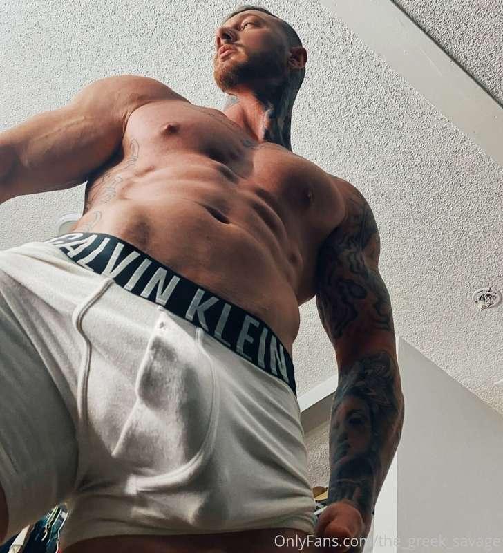 Good morning!!! How did you start your Monday morning?😏