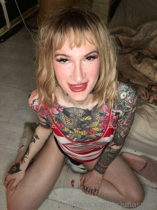 Give mommy a cumshot