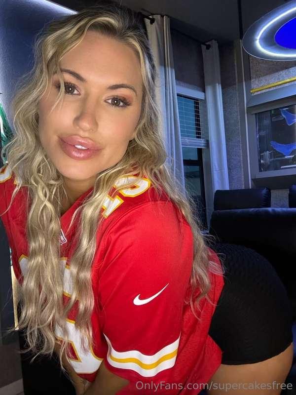 See this shirt off me at https://onlyfans.com/supercakes/c14