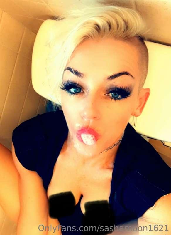Slurp…. 💋💦💦