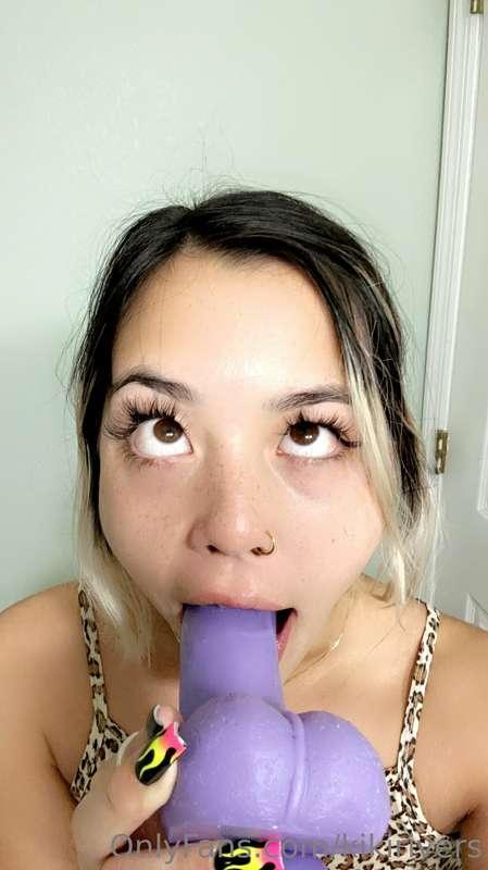 lemme show you how good id gag on your cock with my toy, bab..